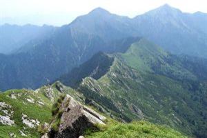 摩天岭